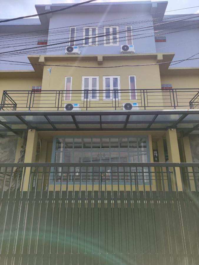 Wisma tamu Rumah Pondok Pinang *